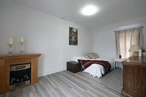 115 Dufferin Avenue Quinte West ON K8V 5E2