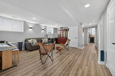 36 Longview Court Hamilton ON L0R 1W0