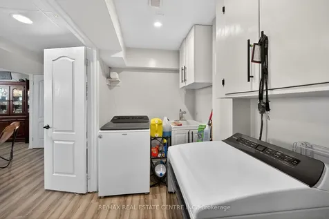 36 Longview Court Hamilton ON L0R 1W0