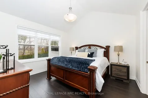 68 Paradise Grove Niagara-on-the-lake ON L0S 1T0