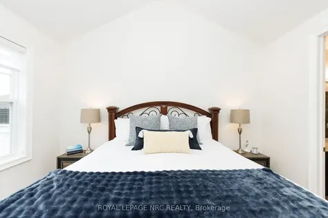 68 Paradise Grove Niagara-on-the-lake ON L0S 1T0