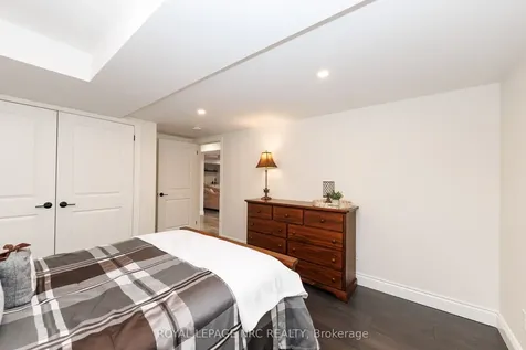 68 Paradise Grove Niagara-on-the-lake ON L0S 1T0
