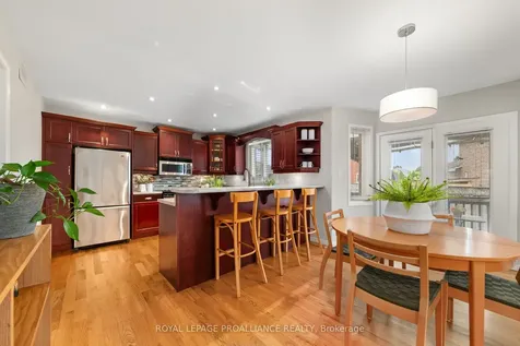 8 Linden Lane Belleville ON K8N 5W9