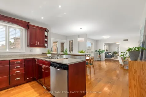 8 Linden Lane Belleville ON K8N 5W9
