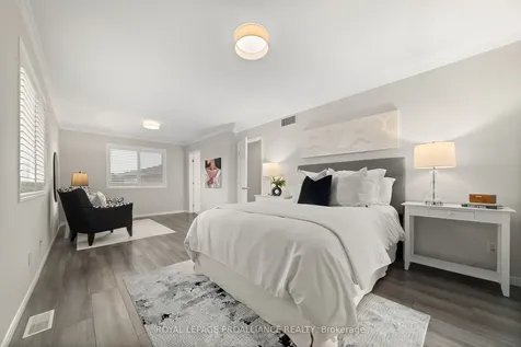 8 Linden Lane Belleville ON K8N 5W9