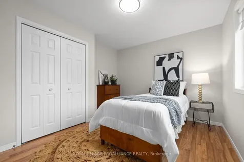 8 Linden Lane Belleville ON K8N 5W9