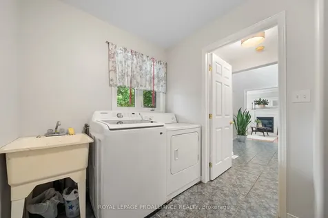8 Linden Lane Belleville ON K8N 5W9