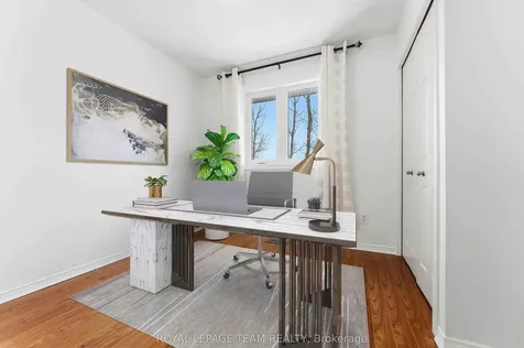 27 Highmont Court Kanata ON K2T 1B3