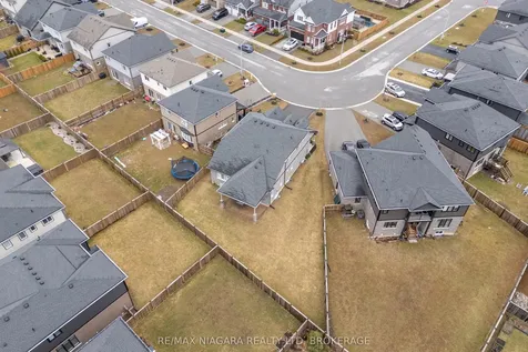 3628 Allen Trail Fort Erie ON L0S 1N0