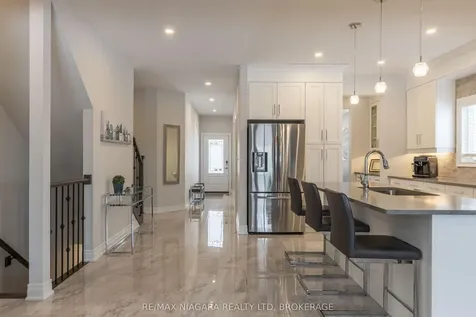 3628 Allen Trail Fort Erie ON L0S 1N0
