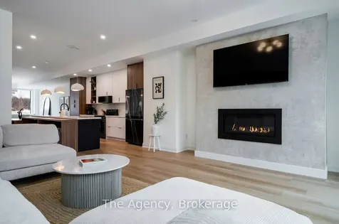 145 Kandahar Lane Blue Mountains ON L9Y 0N3