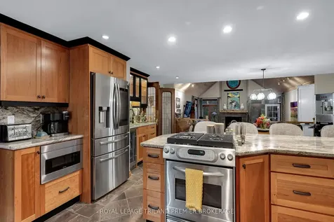 9941 Nipigon Street Lambton Shores ON N0M 2L0