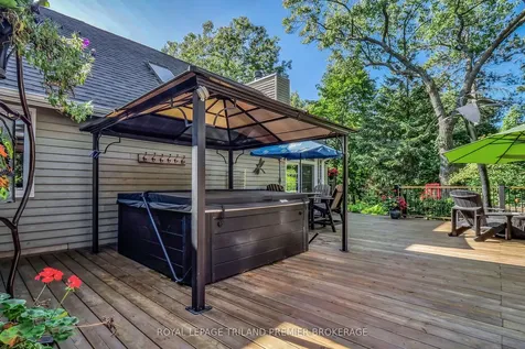 9941 Nipigon Street Lambton Shores ON N0M 2L0