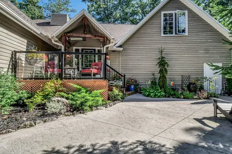 9941 Nipigon Street Lambton Shores ON N0M 2L0