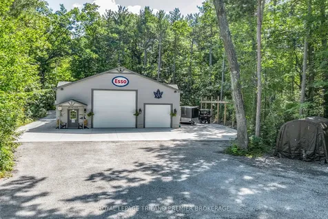 9941 Nipigon Street Lambton Shores ON N0M 2L0