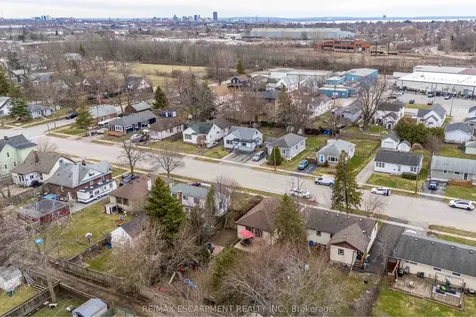 316 Dufferin Street Fort Erie ON L2A 2T9