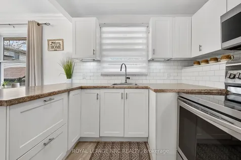 48 Alma Street S Haldimand ON N0A 1H0