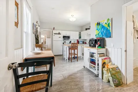 156 Wellington Street N Kitchener ON N2H 5K1