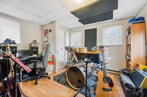 156 Wellington Street N Kitchener ON N2H 5K1