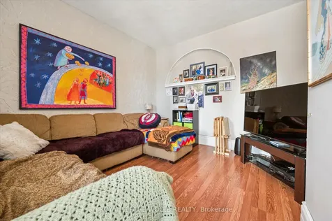 156 Wellington Street N Kitchener ON N2H 5K1