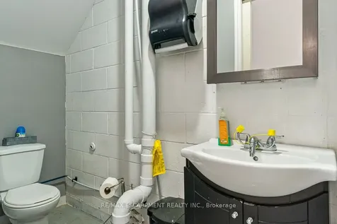 70 Monarch Road Guelph ON N1K 1S3