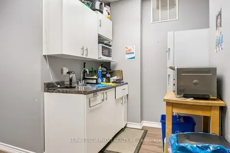 70 Monarch Road Guelph ON N1K 1S3