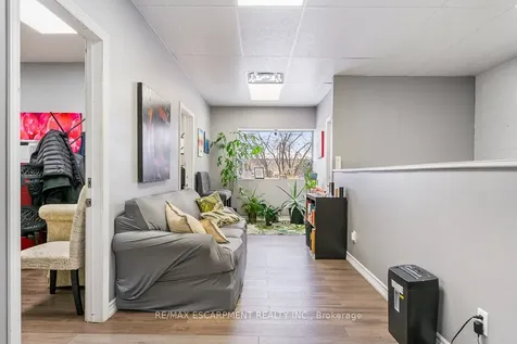 70 Monarch Road Guelph ON N1K 1S3
