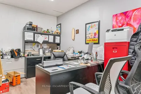 70 Monarch Road Guelph ON N1K 1S3
