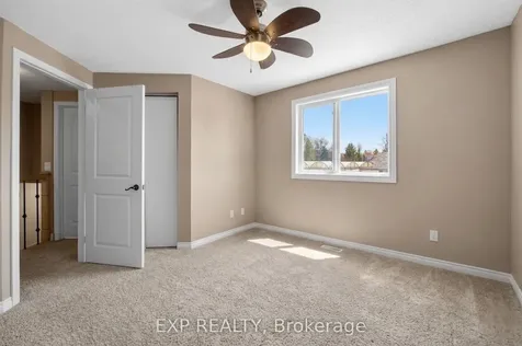 60 Elmsdale Drive Kitchener ON N2E 2G4
