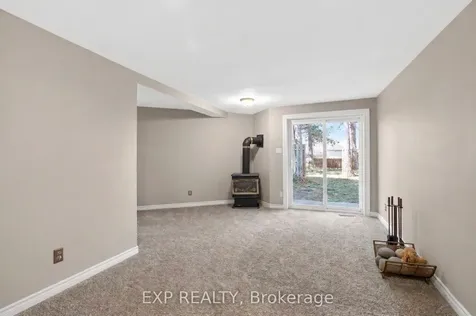 60 Elmsdale Drive Kitchener ON N2E 2G4