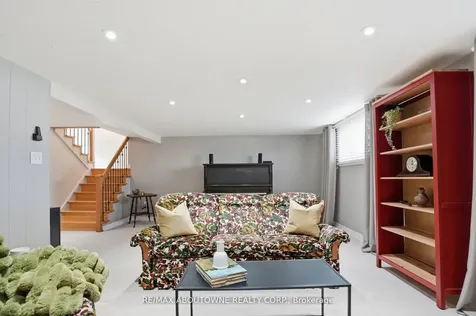 264 Celtic Drive Hamilton ON L8E 2T9