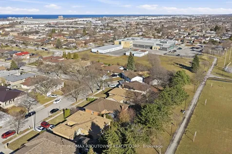 264 Celtic Drive Hamilton ON L8E 2T9