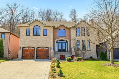 82 Maple Drive Hamilton ON L8G 3C2