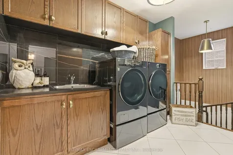 82 Maple Drive Hamilton ON L8G 3C2
