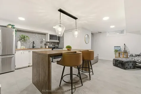 82 Maple Drive Hamilton ON L8G 3C2
