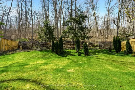 82 Maple Drive Hamilton ON L8G 3C2