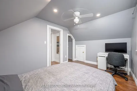 521 O'connell Road Peterborough ON K9J 4E2