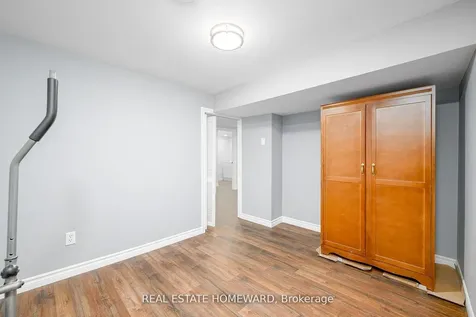 521 O'connell Road Peterborough ON K9J 4E2