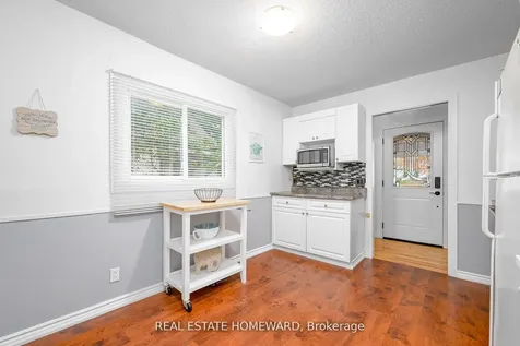 521 O'connell Road Peterborough ON K9J 4E2