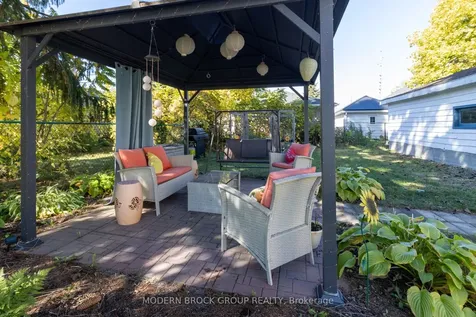 44 Havelock Street Brockville ON K6V 4M1