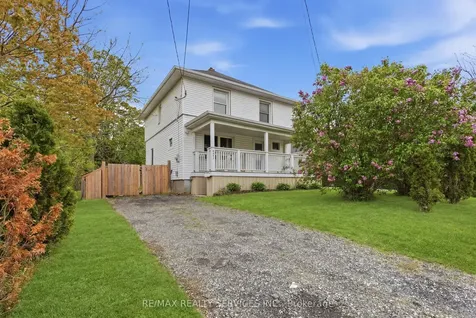 5292 Bridge Street Niagara Falls ON L2E 2T3