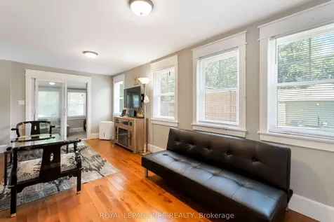 3242 Riselay Avenue Fort Erie ON L0S 1N0