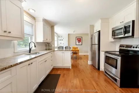 3242 Riselay Avenue Fort Erie ON L0S 1N0