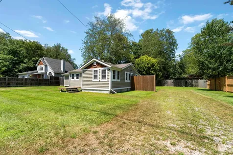 3242 Riselay Avenue Fort Erie ON L0S 1N0