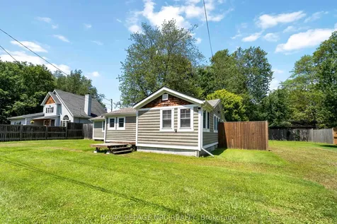 3242 Riselay Avenue Fort Erie ON L0S 1N0