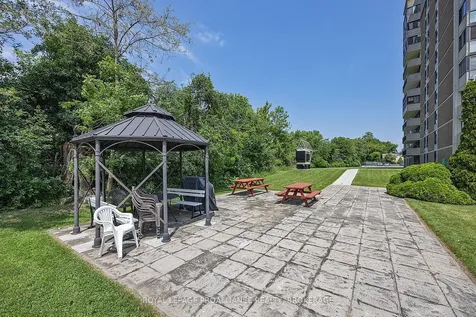 2 Mowat Avenue Kingston ON K7M 1K1