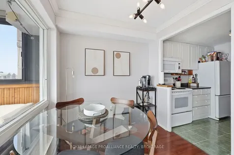 2 Mowat Avenue Kingston ON K7M 1K1