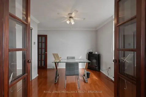 2 Mowat Avenue Kingston ON K7M 1K1