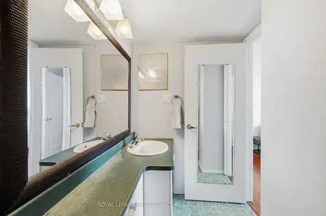 2 Mowat Avenue Kingston ON K7M 1K1