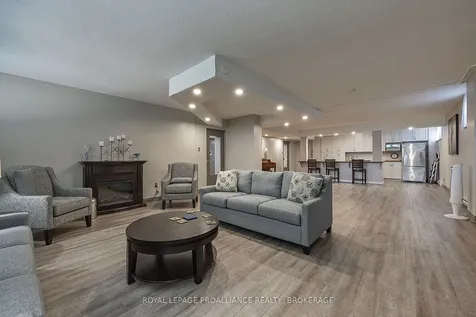 2 Mowat Avenue Kingston ON K7M 1K1